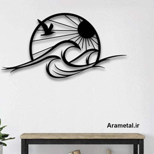 دیوار کوب فلزی پرنده ای در موج خورشید  کد 2024